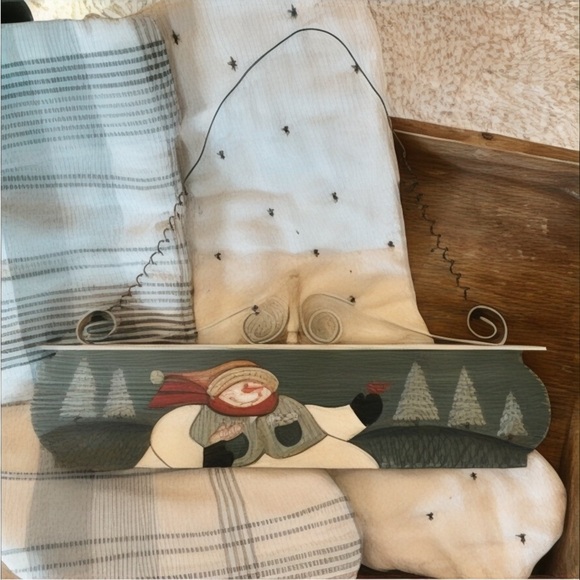 Wood Painted Hanging Snowman Sign - Picture 1 of 14
